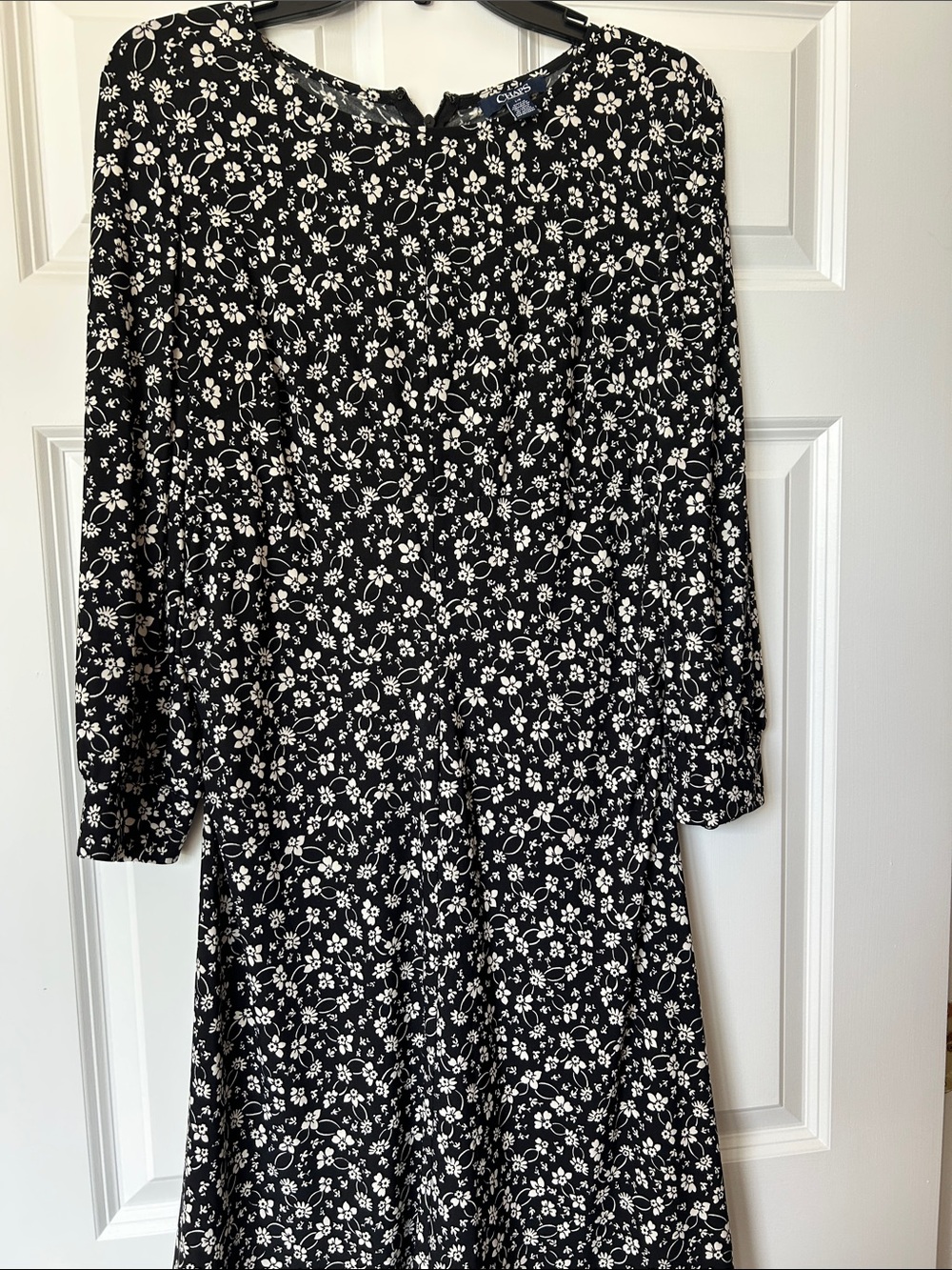 Chaps Black and White Floral Long Sleeve Dress